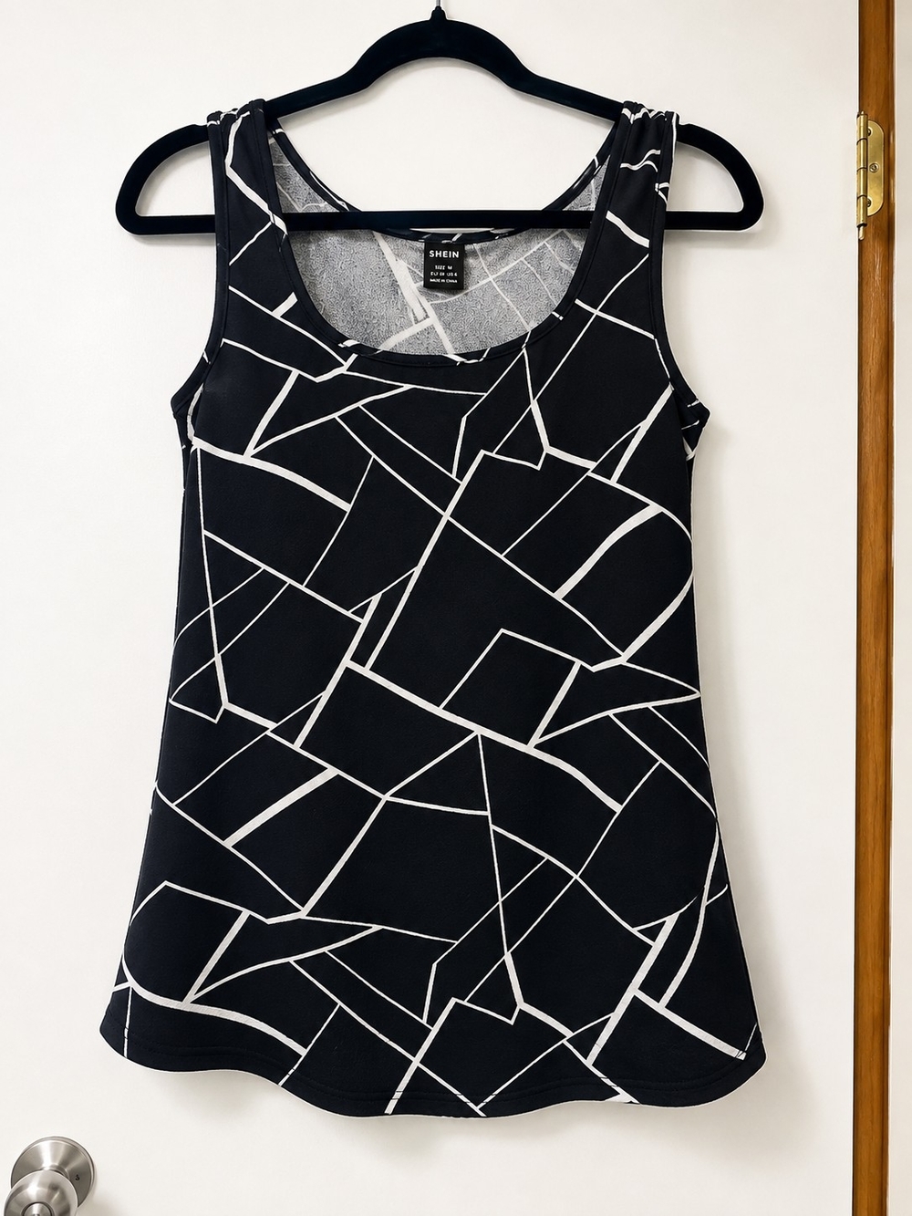 SHEIN Black and White Abstract Geometric Tank